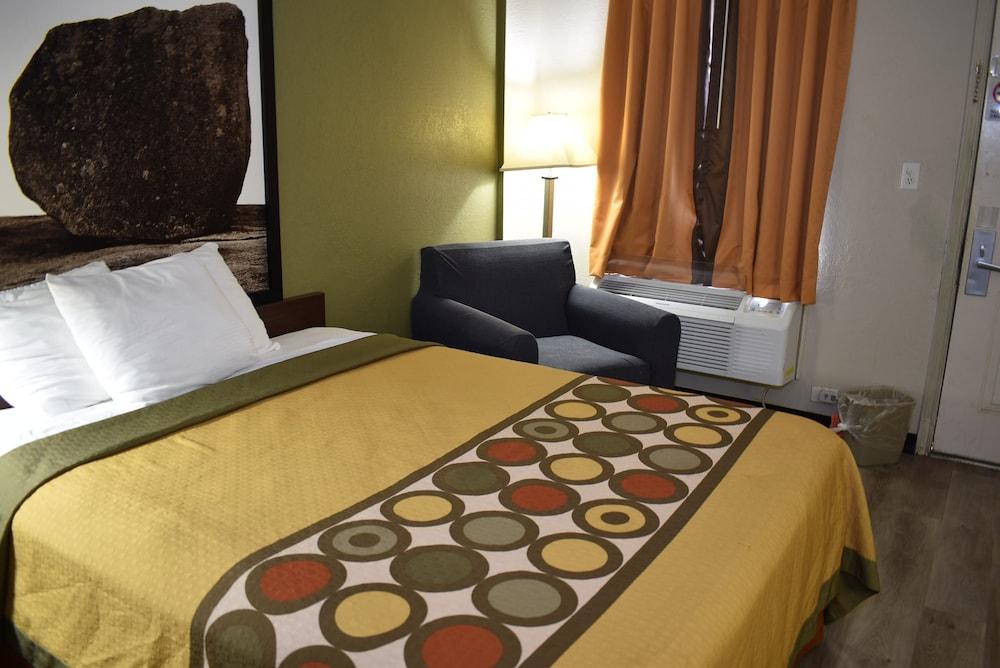 Super 8 By Wyndham Fredericksburg Ξενοδοχείο Εξωτερικό φωτογραφία