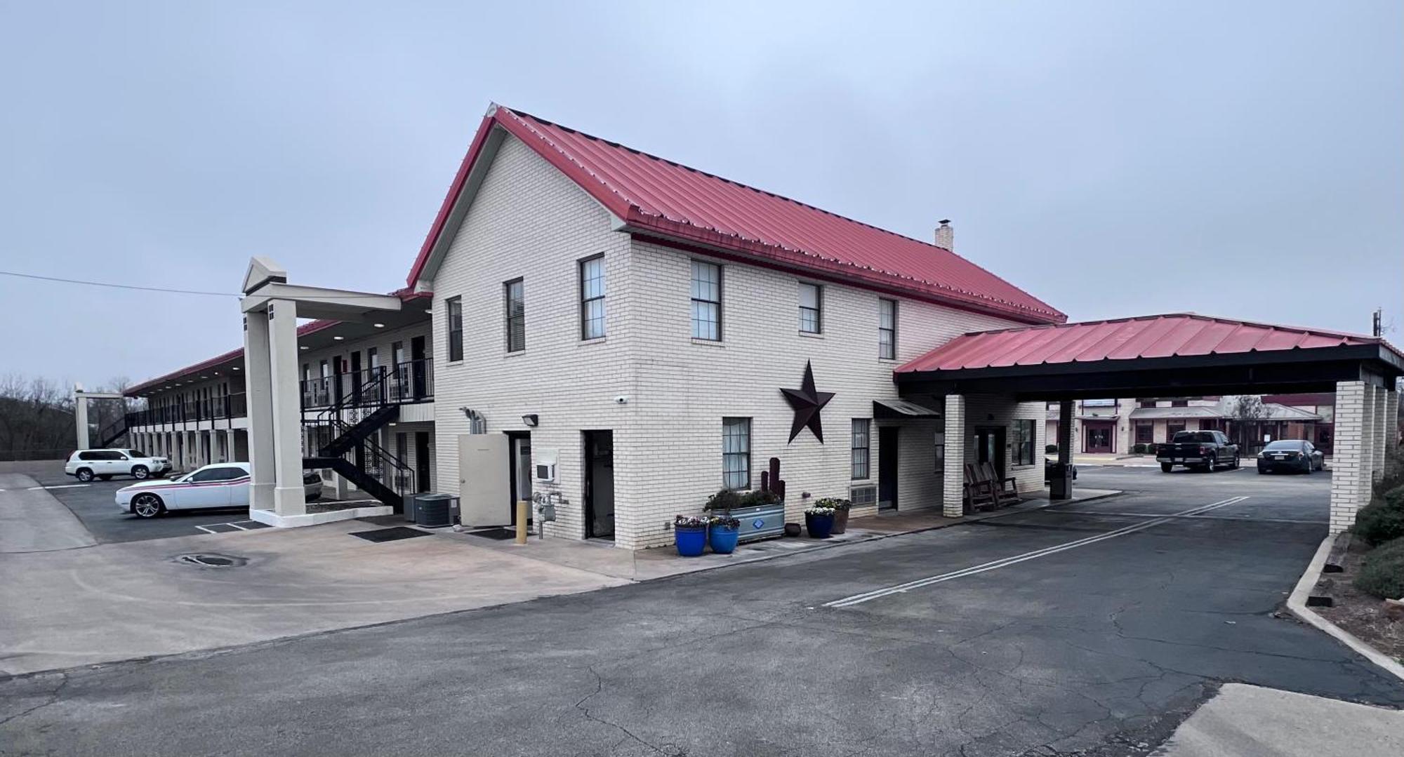 Super 8 By Wyndham Fredericksburg Ξενοδοχείο Εξωτερικό φωτογραφία